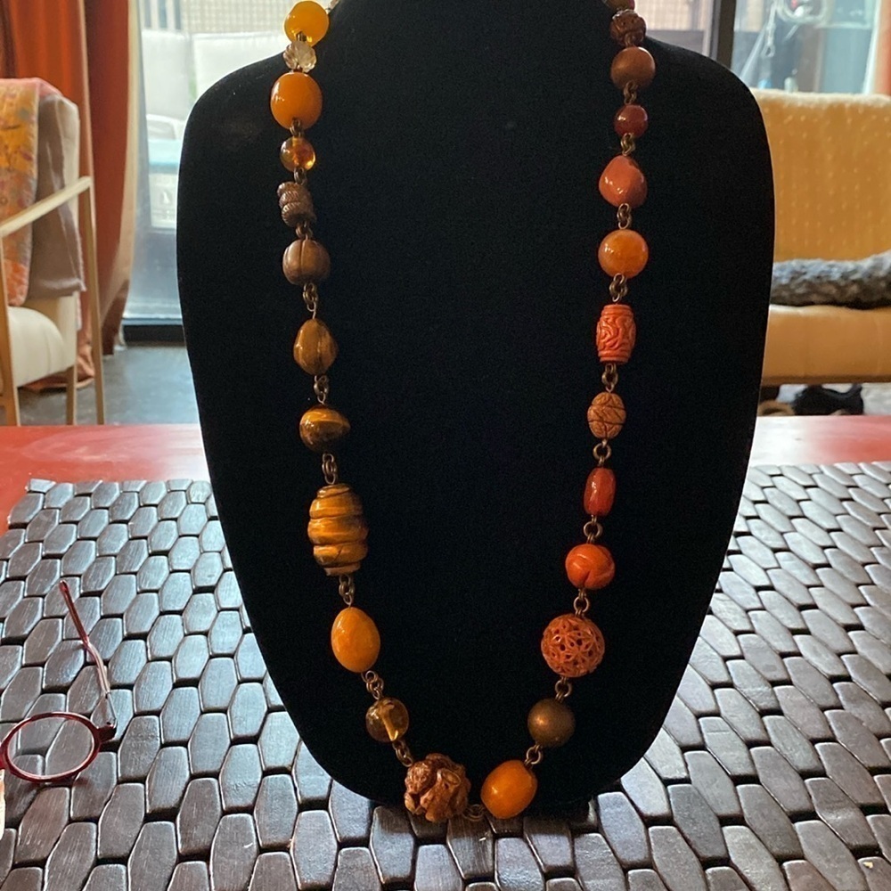 Beautiful vintage necklace